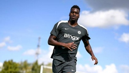 开云娱乐-巴迪亚西勒：罗塞尼尔告诉我们要享受踢球；目标是赢得奖杯