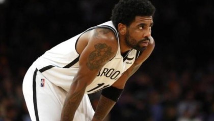 开云体育-Nike将暂停与欧文合作 篮网目前无意裁掉欧文