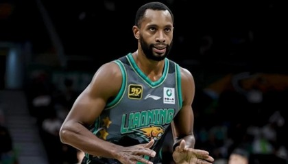 开云娱乐-媒体人：山东男篮有意弗格但报价未达成一致，三、四外援会陆续到位