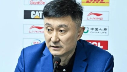 开云登录线上-胜四川发布会！杜锋爆赞对手展情商，回应外援适应，奎因直指2点